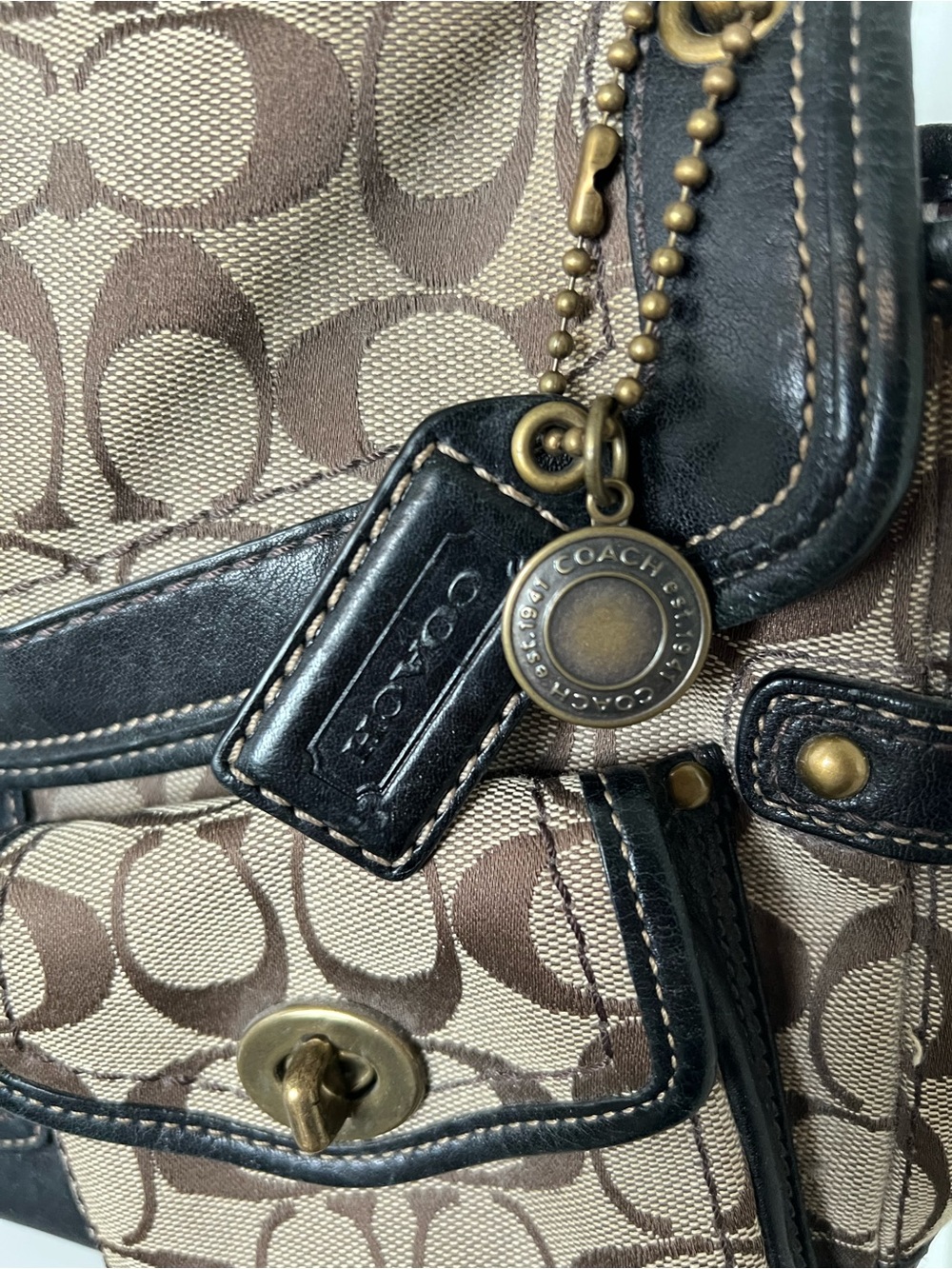 Coach Legacy Leigh Signature Canvas and Black Leather Shoulder Bag - Picture 5 of 16